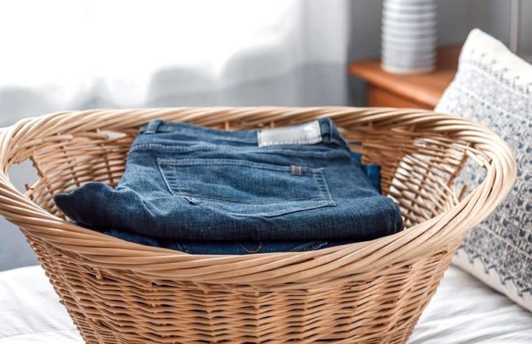 Benefits of Spring Loaded Laundry Carts